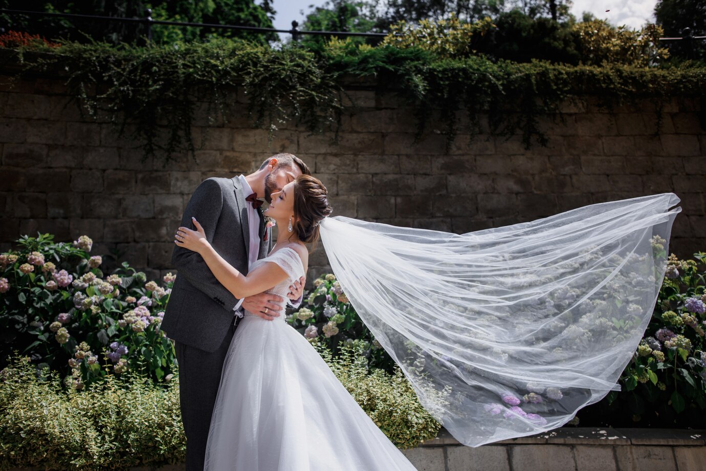 How to Find a Mail Order Bride Online?